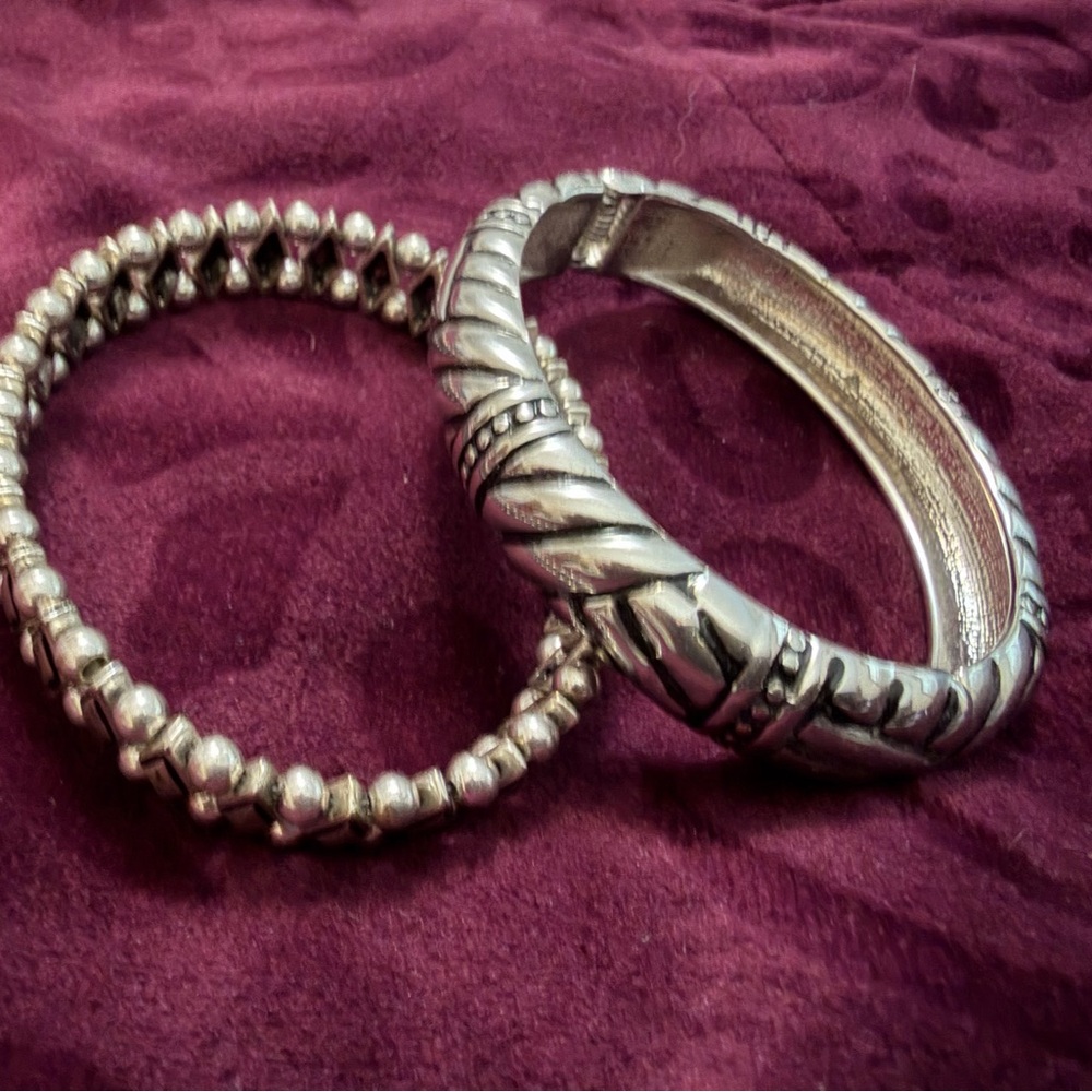 Elegant Silver Bracelet Set